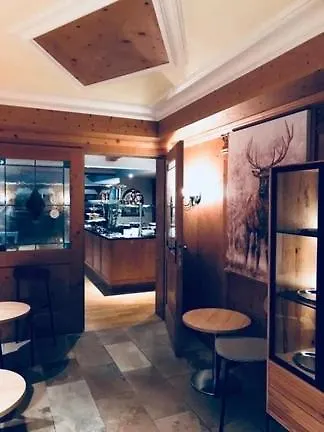 Daneu Hotel