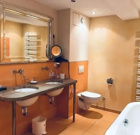 Daneu Hotel